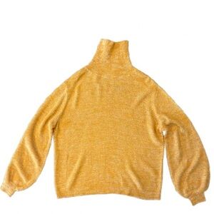 Zenana Outfitters Women’s Golden Turtleneck Sweater
Size Large